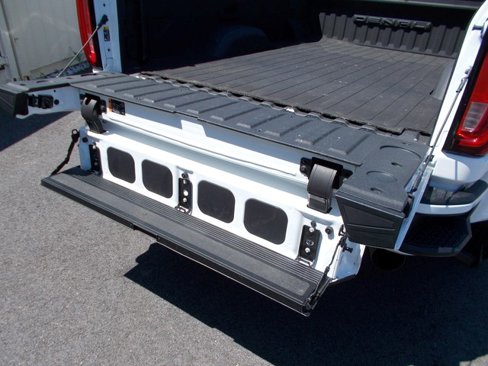 Certified 2020 GMC Sierra 3500 Denali w/ Denali Ultimate Package image 4