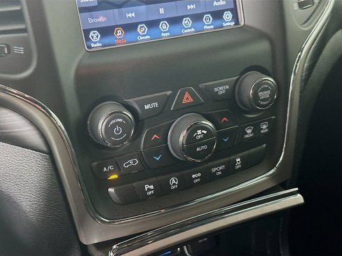 Used 2021 Jeep Grand Cherokee Laredo w/ Security & Convenience Group image 21