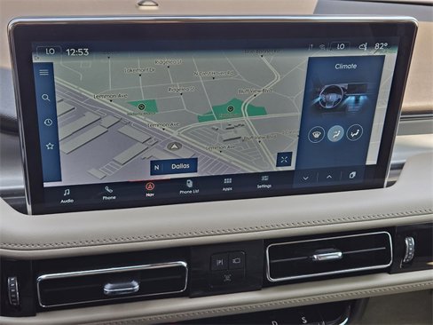 Certified 2022 Lincoln Nautilus FWD w/ Premium Package image 17