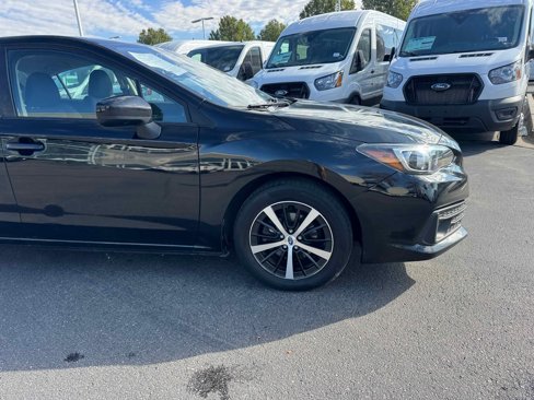 Used 2022 Subaru Impreza 2.0i Premium image 10