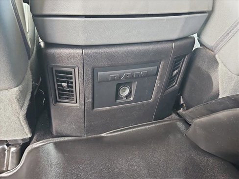 Used 2017 RAM 1500 Big Horn image 16