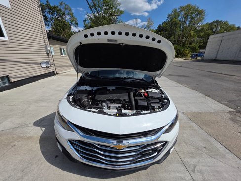 Used 2021 Chevrolet Malibu LT image 13