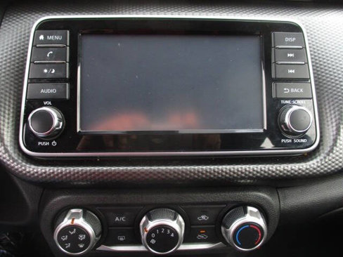 Used 2020 Nissan Kicks SV image 7