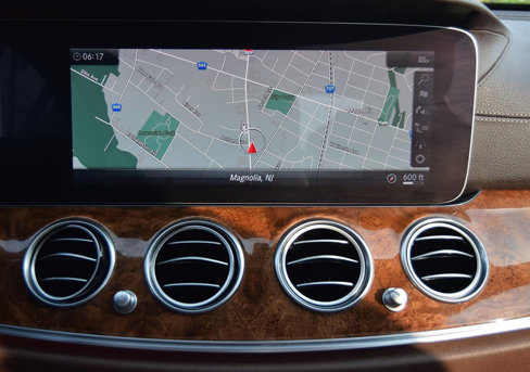 Used 2020 Mercedes-Benz E 350 4MATIC Sedan w/ Premium Package image 33