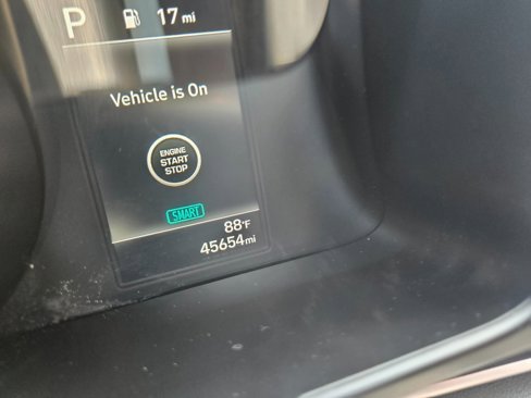 Used 2023 Hyundai Elantra SEL image 10