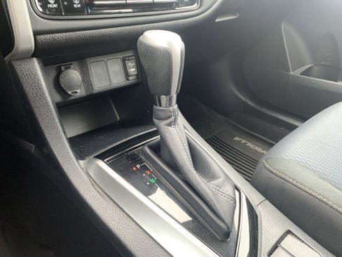 Used 2017 Toyota Corolla LE image 26