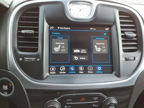 Used 2021 Chrysler 300 Touring L image 16