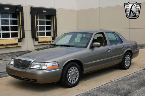 Used 2004 Mercury Grand Marquis GS image 5
