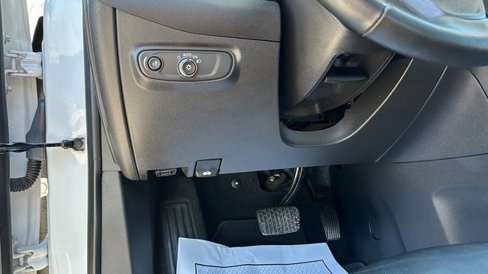 Certified 2023 Chevrolet Equinox RS w/ RS Leather Package image 16
