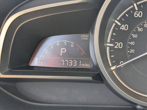 Used 2018 MAZDA MAZDA3 Touring image 10