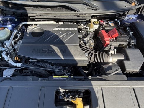 Used 2023 Nissan Rogue SV image 29