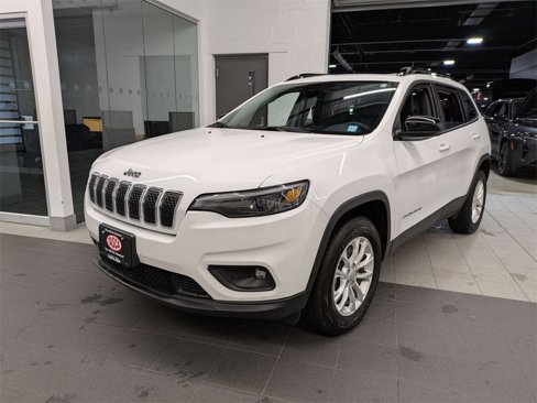 Used 2022 Jeep Cherokee Latitude Lux w/ Sun & Sound Group image 8
