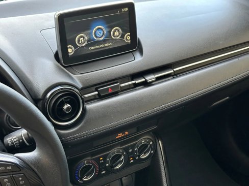 Used 2017 Toyota Yaris iA image 31