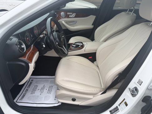 Used 2019 Mercedes-Benz E 300 4MATIC w/ Premium 1 Package image 23