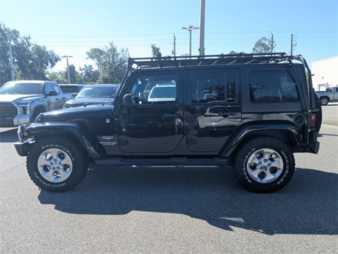 Used 2015 Jeep Wrangler Unlimited Sahara image 6