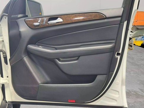 Used 2017 Mercedes-Benz GLE 350 image 42