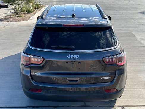 Used 2018 Jeep Compass Latitude w/ Popular Equipment Group image 7
