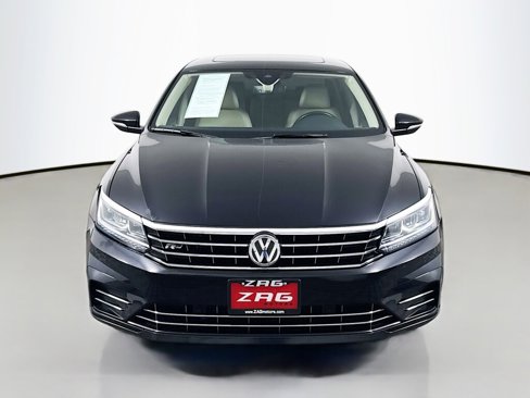 Used 2019 Volkswagen Passat 2.0T SE R-Line image 8