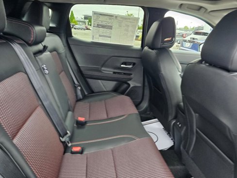 New 2025 Nissan Kicks SR w/ SR Premium Package image 16