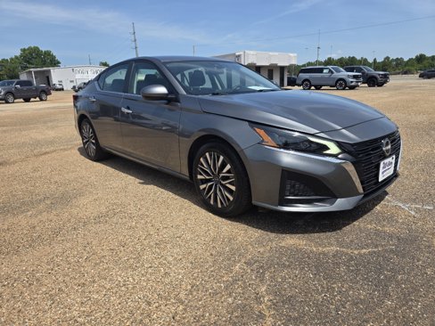 Used 2023 Nissan Altima 2.5 SV image 7