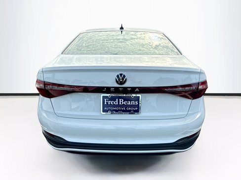 New 2025 Volkswagen Jetta S image 5