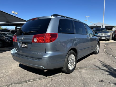 Used 2010 Toyota Sienna LE image 9