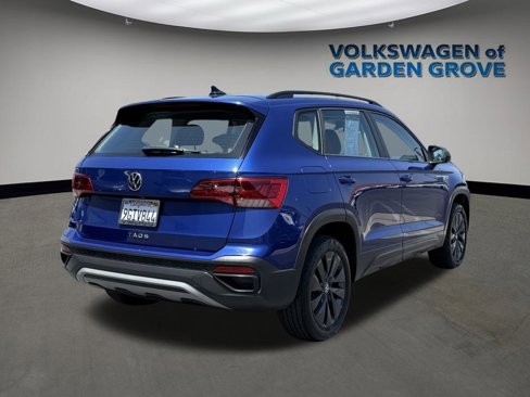 Used 2023 Volkswagen Taos S image 11