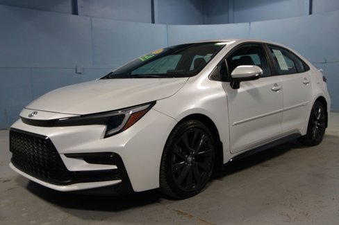 Used 2023 Toyota Corolla XSE image 34
