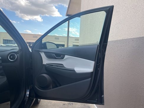 Used 2023 Hyundai Kona SEL image 24
