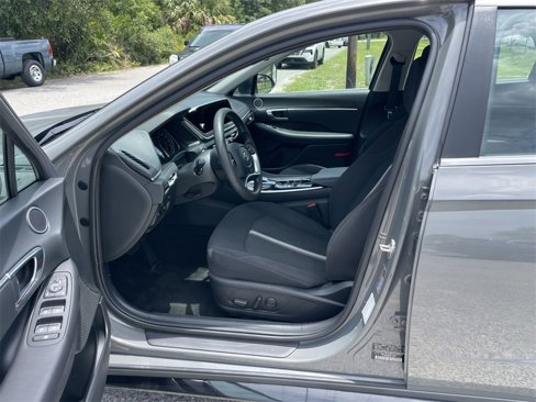 Used 2023 Hyundai Sonata SEL image 11