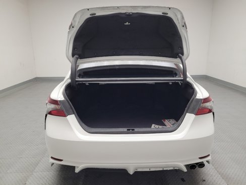 Used 2022 Toyota Camry SE image 29