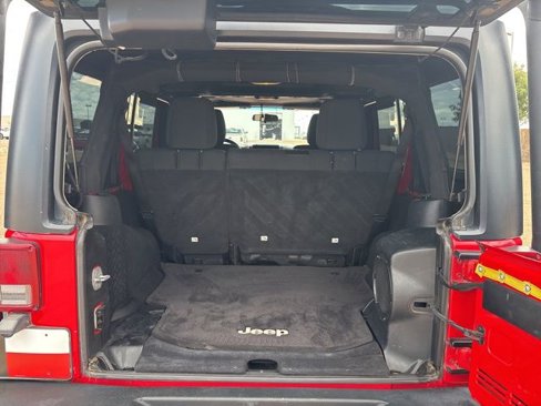 Used 2011 Jeep Wrangler Unlimited Rubicon w/ Trailer Tow Group image 6