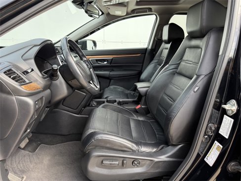 Used 2019 Honda CR-V Touring image 4