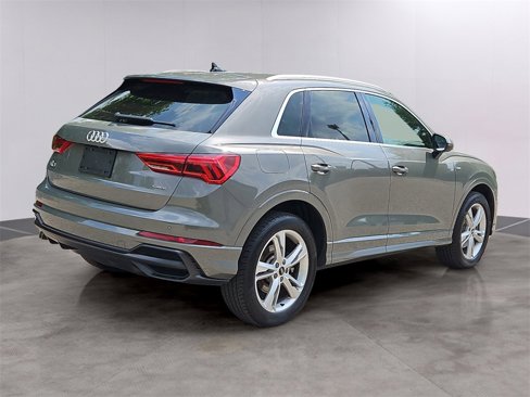 Used 2022 Audi Q3 2.0T Premium Plus image 4