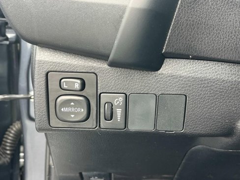 Used 2019 Toyota Corolla XLE image 15