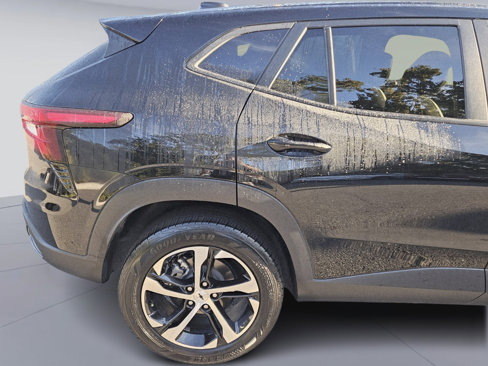 Used 2024 Chevrolet Trax RS w/ Sunroof Package image 6