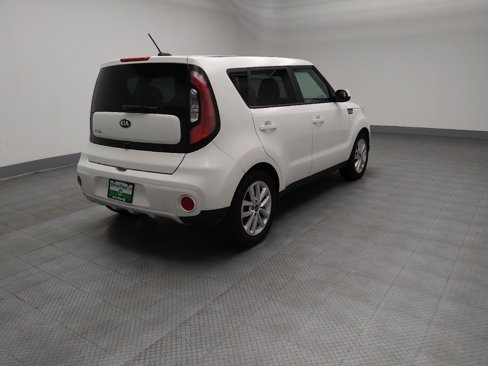 Used 2018 Kia Soul + image 10