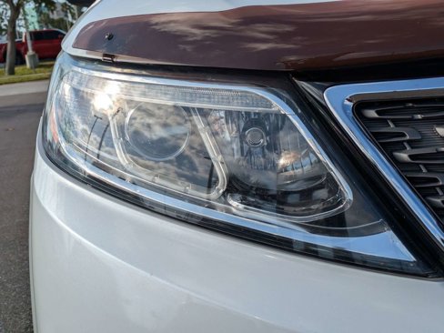 Used 2014 Kia Sorento SX w/ 3rd Row Package image 9