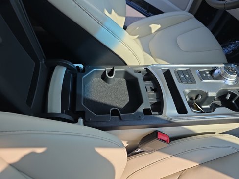 Certified 2022 Ford Edge Titanium image 21
