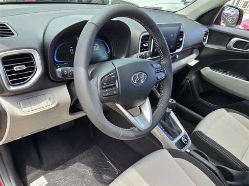 New 2025 Hyundai Venue SEL image 13