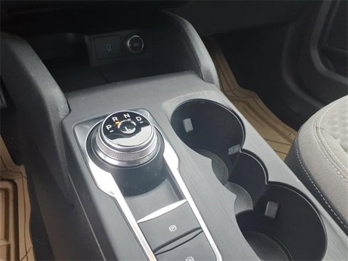 Used 2020 Ford Escape SE image 20