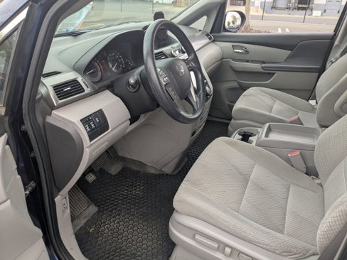 Used 2016 Honda Odyssey SE image 10