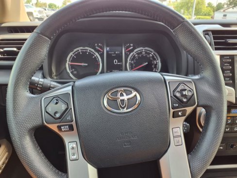 Used 2022 Toyota 4Runner Limited image 30