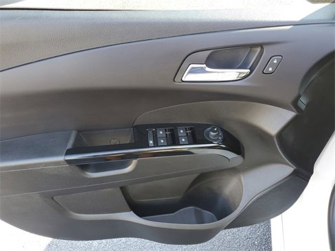 Used 2019 Chevrolet Sonic LT image 21