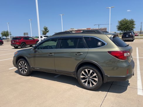 Used 2015 Subaru Outback 2.5i Limited image 3