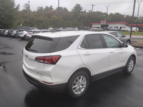 Used 2022 Chevrolet Equinox LT image 3