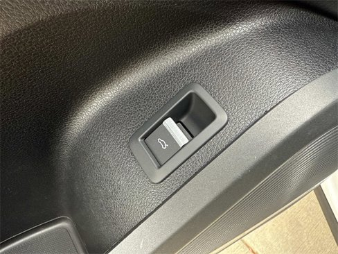 Used 2019 Audi Q5 2.0T Premium Plus image 22