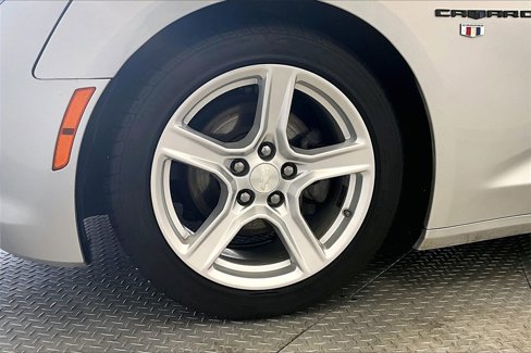 Used 2019 Chevrolet Camaro LT image 8