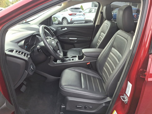 Used 2019 Ford Escape SEL image 14