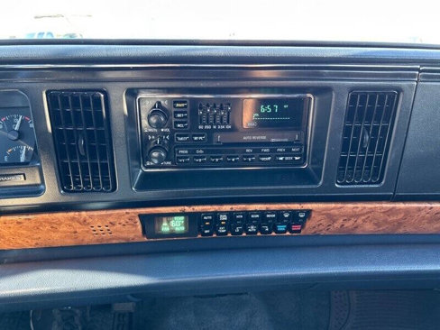 Used 1993 Buick Le Sabre Limited image 15